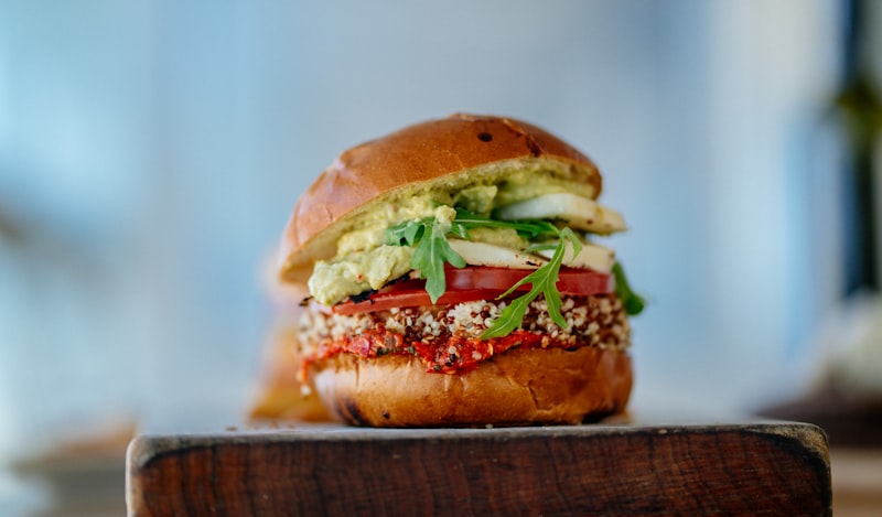 Veggie Burger / Pommes