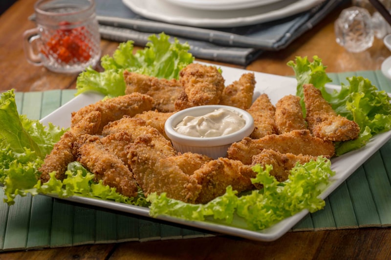Chicken Nuggets mit Pommes